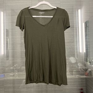 A Pea in the Pod V-Neck Maternity T-Shirt Top Army Green Color